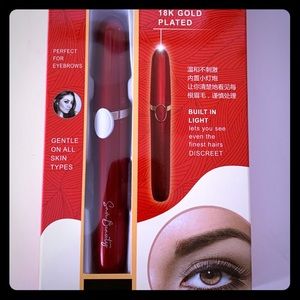 Savilashious eyebrow trimmer 18k rechargeable